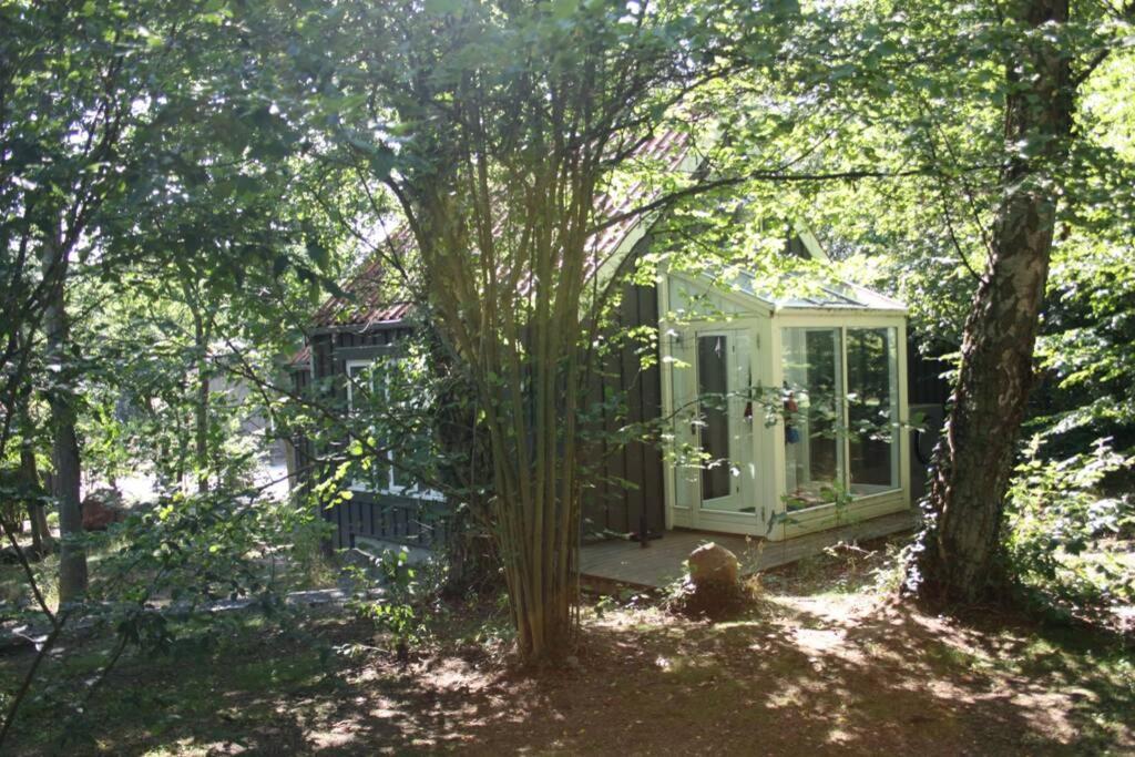 Oak Cottage Near Ronne & Beach Exterior photo