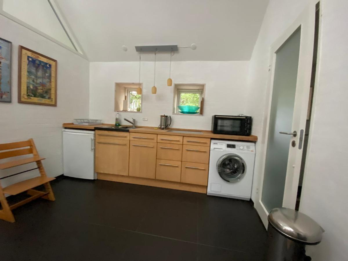 Oak Cottage Near Ronne & Beach Exterior photo
